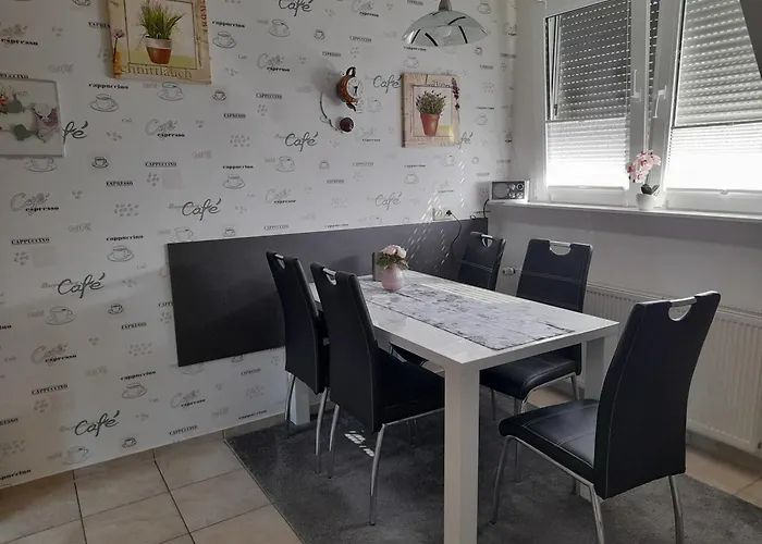 Angelikas Ferienparadies Angelika Og Хазелюнне